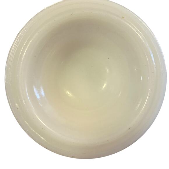 Vintage 1975 White Tweety Bird Mariott Great American Milk Glass Pedestal Mug - Picture 8 of 12